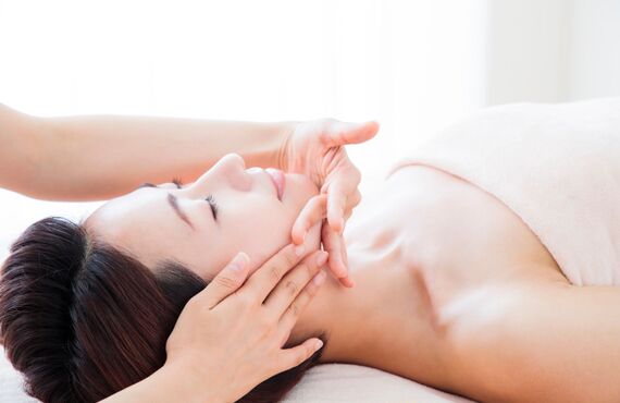 小顔整体は印象ががらりと変わる自慢の施術です | 麻布十番の個室エステサロン・LILAC BEAUTY